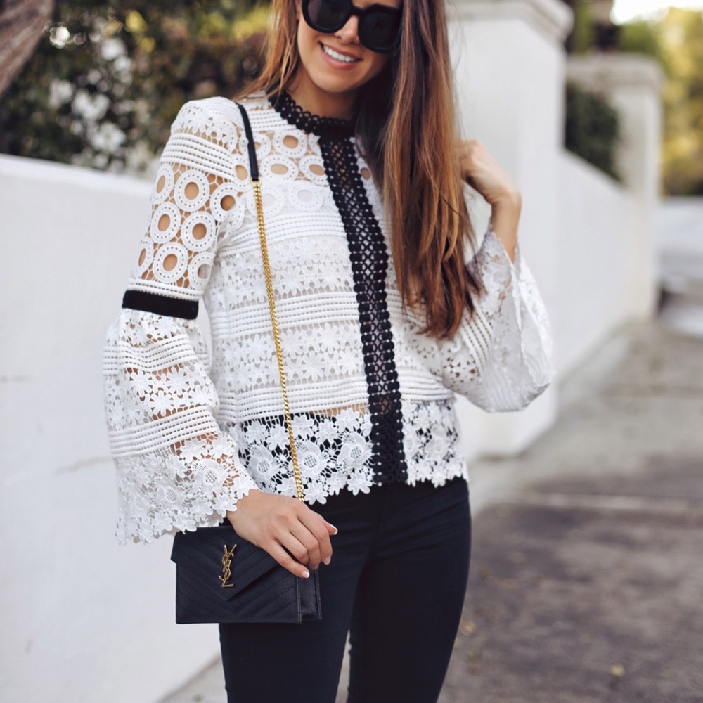 Chicwish Women Lace Floral Wide Bell Sleeve Shirt Top Size L - white/black